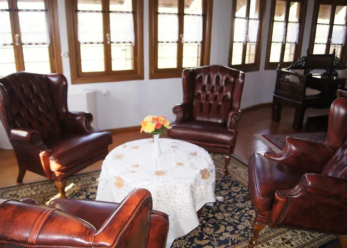 Bed & Breakfast Ta Xelidonakia Pinakatai