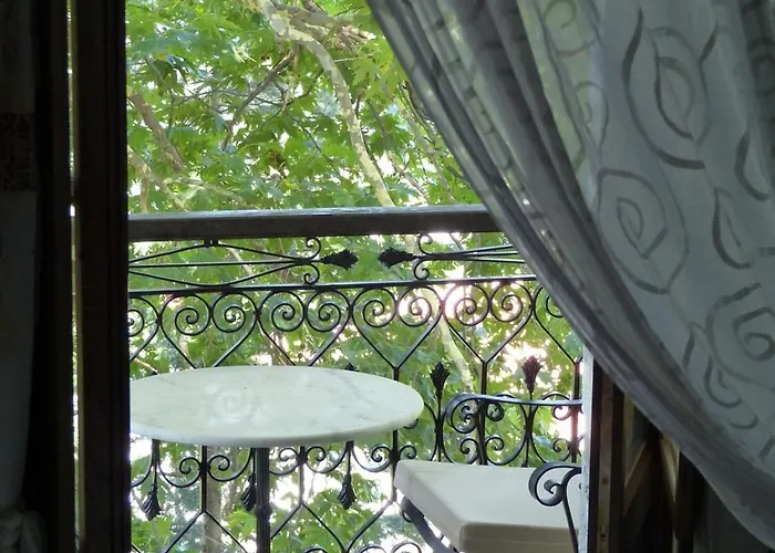 Bed & Breakfast Ta Xelidonakia Pinakatai