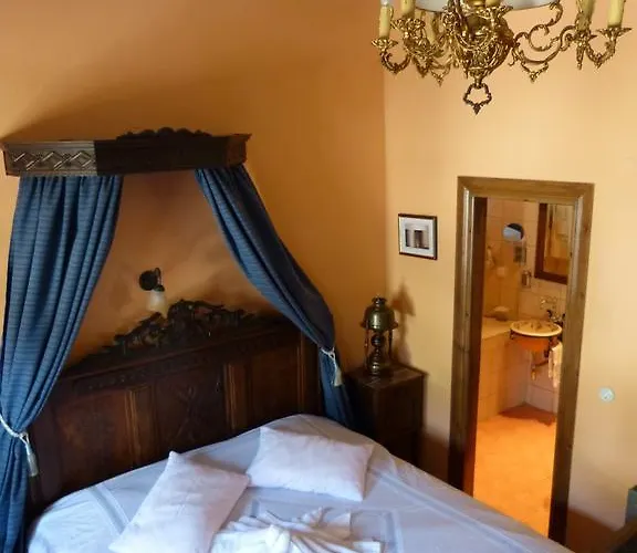 Bed & Breakfast Ta Xelidonakia Pinakátai